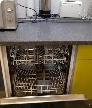 Toll Mit Privatem Eingang Free Parking Slbst Check-in 30 Zone Ruhig Keine Lägenhet