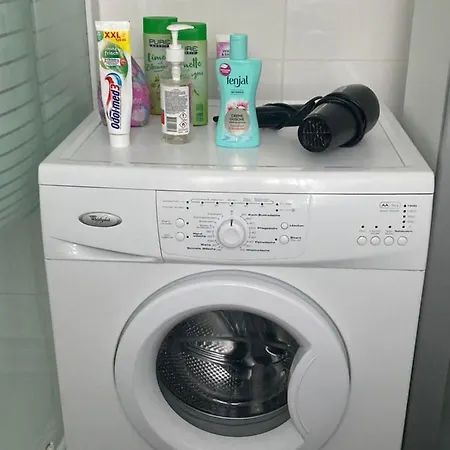 Toll Mit Privatem Eingang Free Parking Slbst Check-in 30 Zone Ruhig Keine *