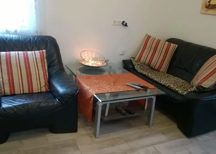 Appartement Toll Mit Privatem Eingang Free Parking Slbst Check-in 30 Zone Ruhig Keine