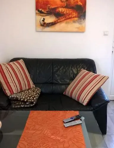 Toll Mit Privatem Eingang Free Parking Slbst Check-in 30 Zone Ruhig Keine Appartement *