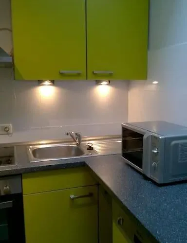 Toll Mit Privatem Eingang Free Parking Slbst Check-in 30 Zone Ruhig Keine * Duisburg