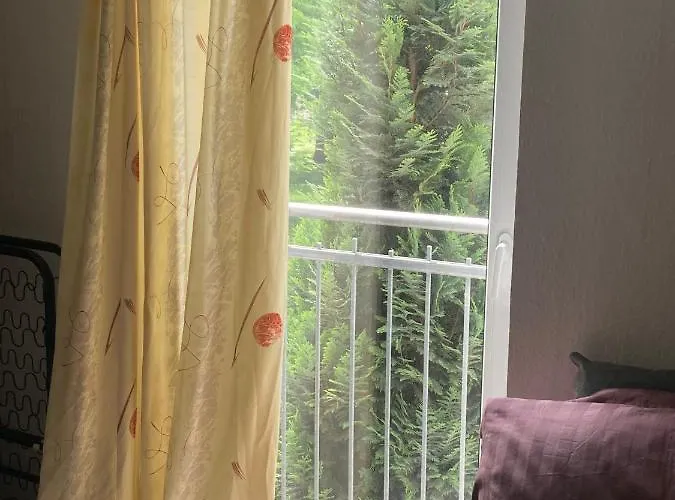 Appartement Toll Mit Privatem Eingang Free Parking Slbst Check-in 30 Zone Ruhig Keine Duisburg